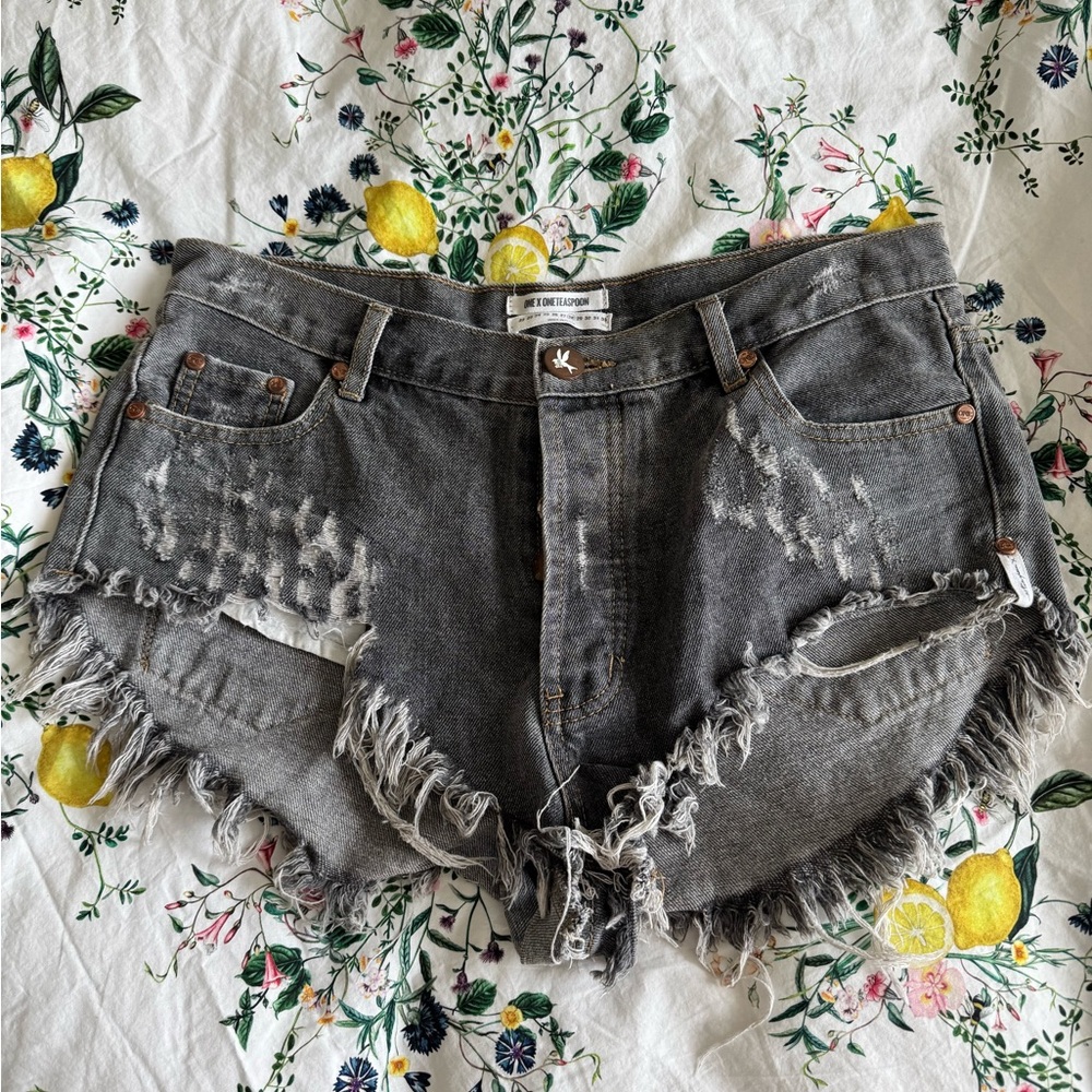 Oneteaspoon Gray Denim Shorts